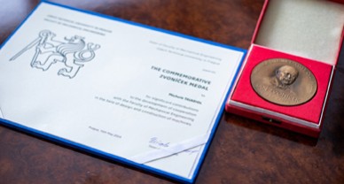 Ocenění od ČVUT Praha za spolupráci foto